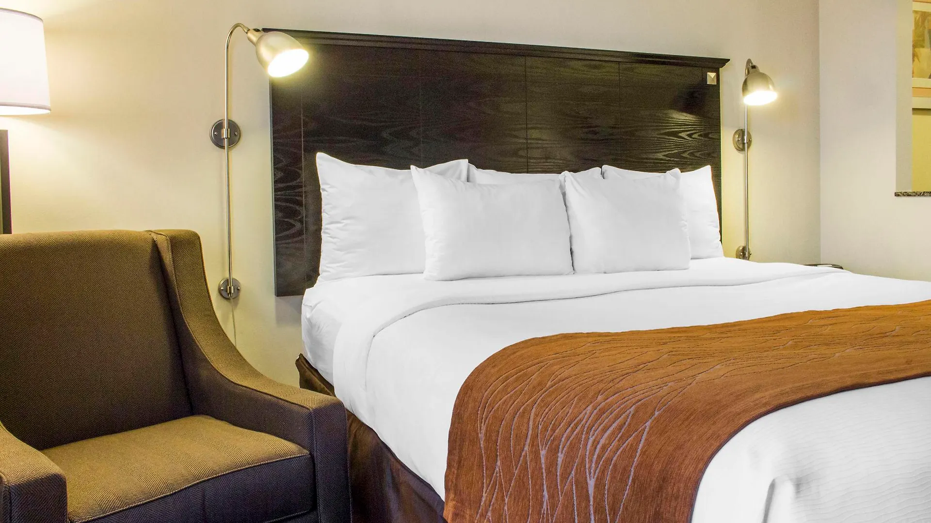 Comfort Inn & Suites Laguardia Airport New York Hotel