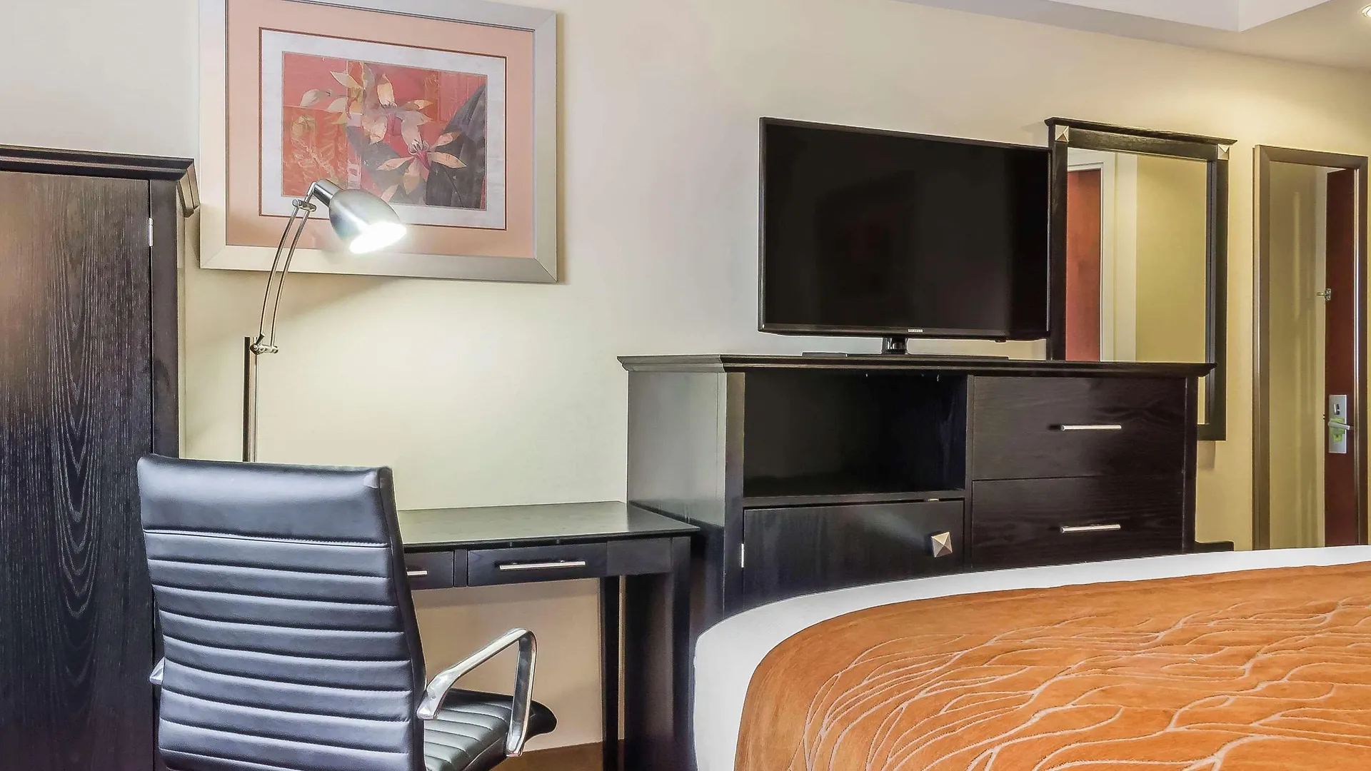 Comfort Inn & Suites Laguardia Airport New York