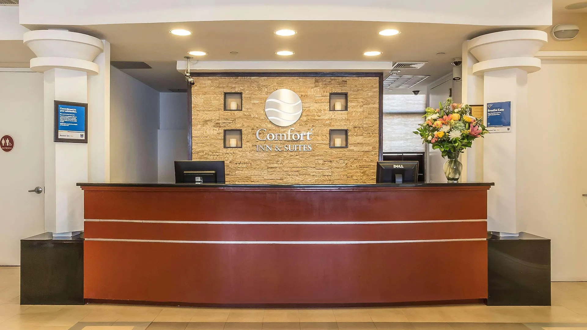 Comfort Inn & Suites Laguardia Airport New York Hotel