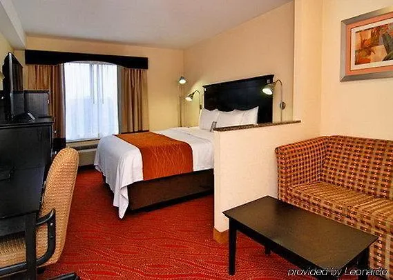Comfort Inn & Suites Laguardia Airport New York Hotel