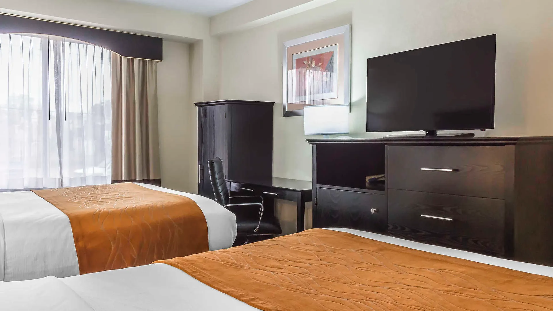 Comfort Inn & Suites Laguardia Airport New York