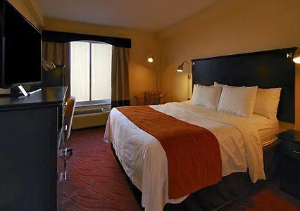 Comfort Inn & Suites Laguardia Airport New York Hotel