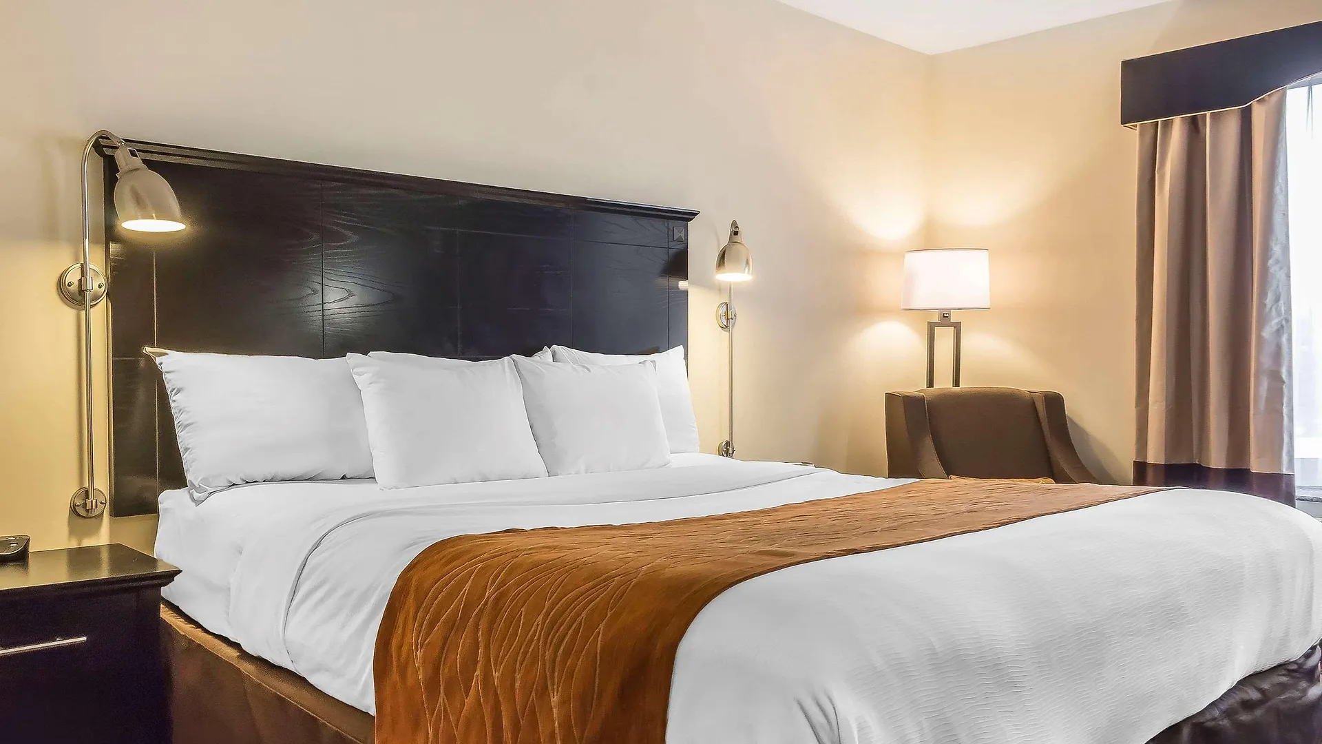 Comfort Inn & Suites Laguardia Airport New York Szálloda
