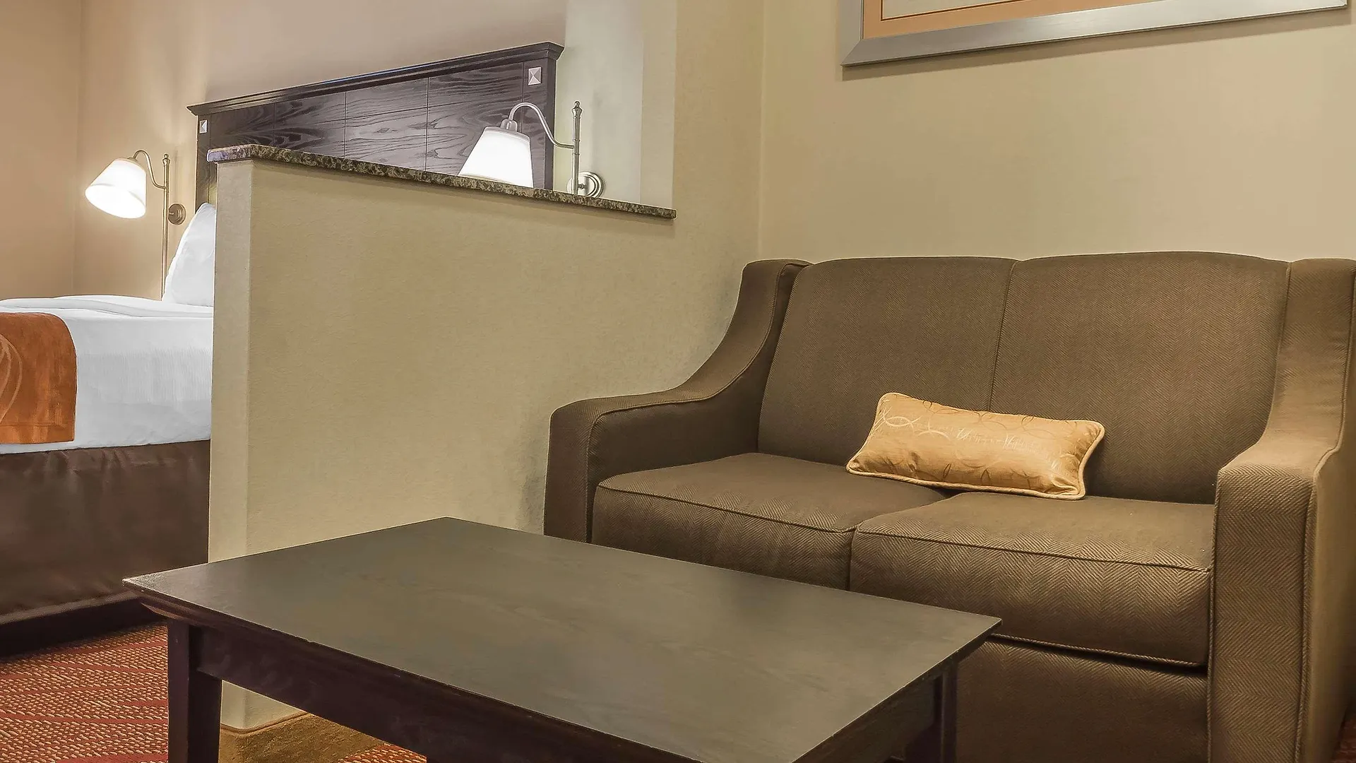 Comfort Inn & Suites Laguardia Airport New York