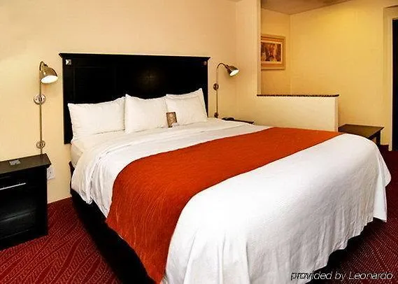 Comfort Inn & Suites Laguardia Airport New York 3*,