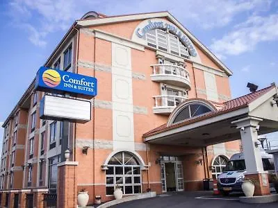 Hotel Comfort Inn & Suites Laguardia Airport New York