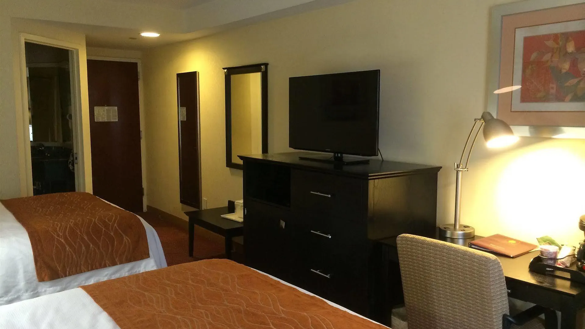 Comfort Inn & Suites Laguardia Airport New York