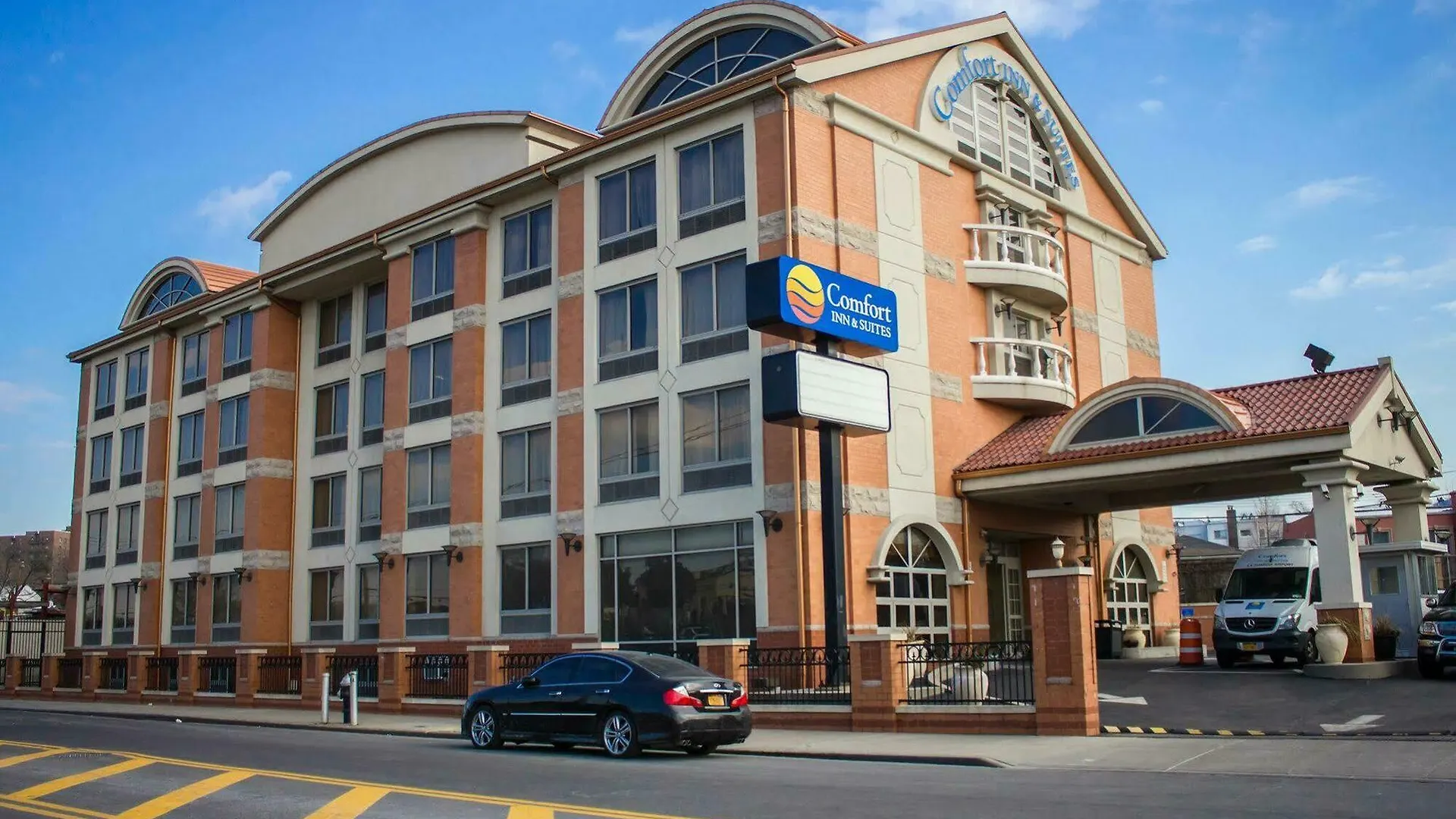 Comfort Inn & Suites Laguardia Airport New York
