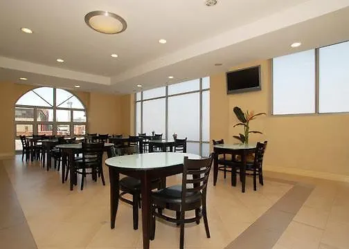 Comfort Inn & Suites Laguardia Airport New York